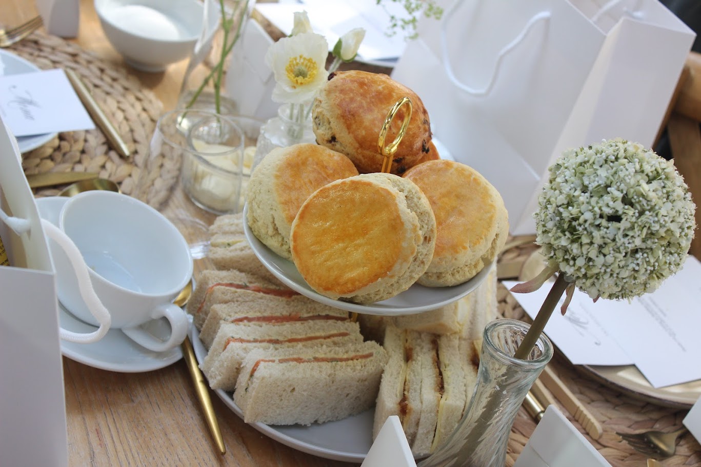 Desserts & Afternoon Tea 12