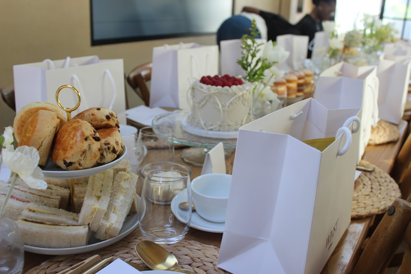 Desserts & Afternoon Tea 10